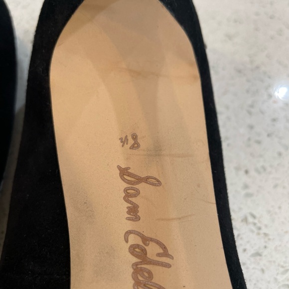 Sam Edelman black suede pump - Picture 6 of 8